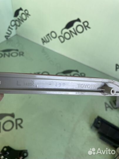 Катафот в задний бампер левый toyota rav 4 xa50