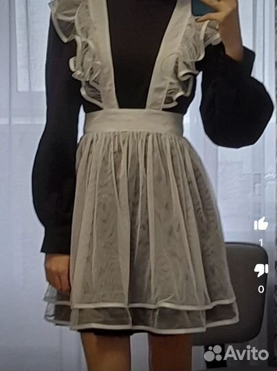 Белый школьный фартук