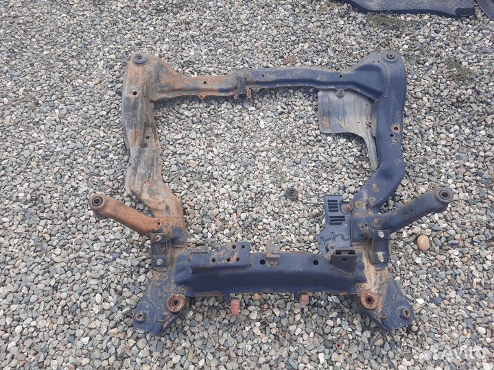 Подрамник хундай соната тагаз