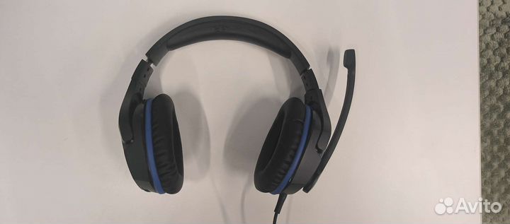 Наушники HyperX Cloud stinger core