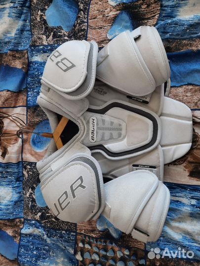 Нагрудник хоккейный бауер нексус 1000 SR М