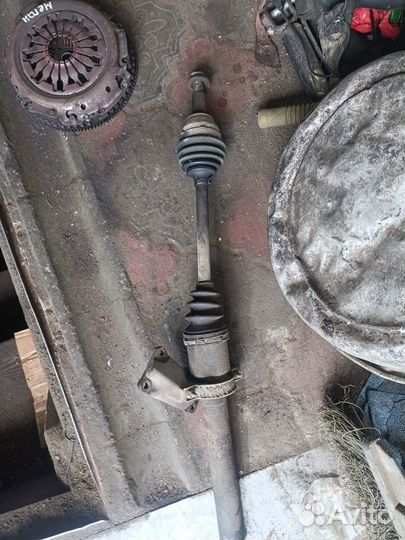 Правый привод АКПП Ford Fiesta