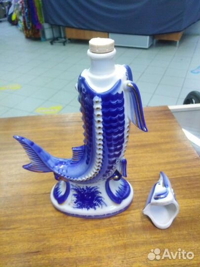 Штоф осетр гжель