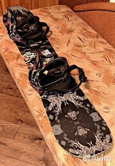 Сноуборд комплект. Доска и ботинки