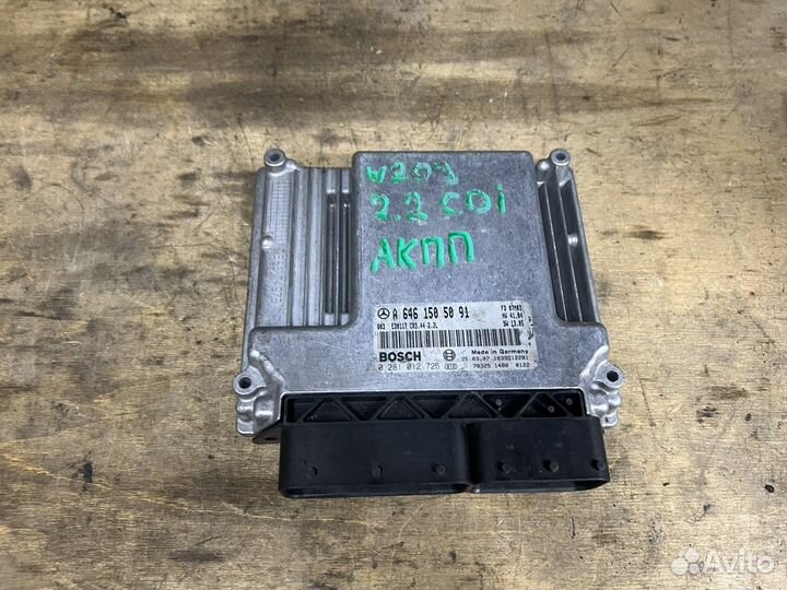 Блок управления двигателем Mercedes Benz W203