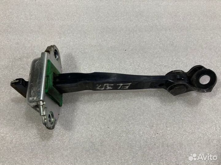 Ограничитель двери задний правый Hyundai Elantra