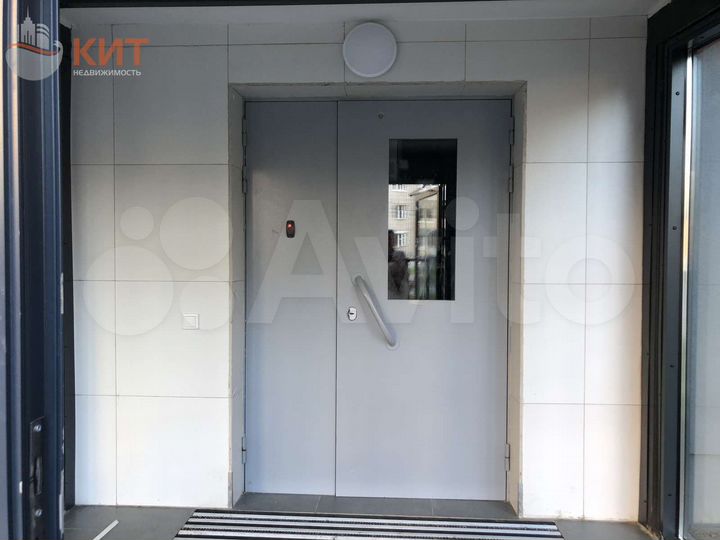 3-к. квартира, 77,9 м², 1/17 эт.