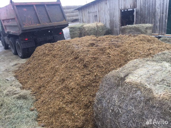 Сенаж силос