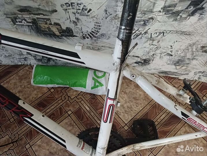 Запчасти на велосипед колеса 26 бу