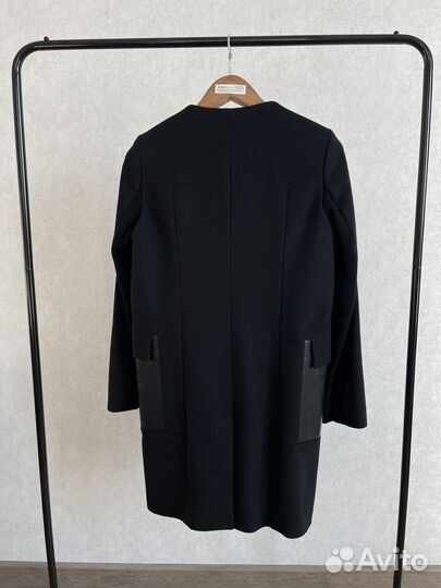 Пальто Hugo Boss женское 38 IT