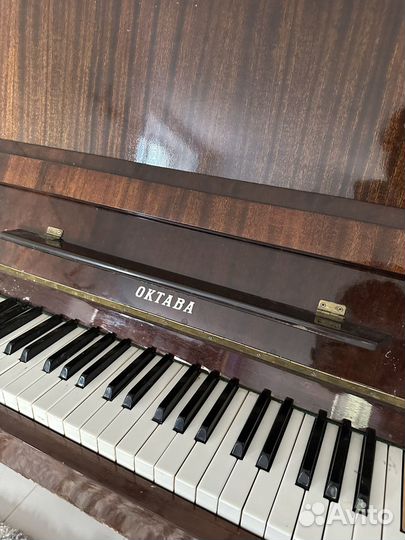 Пианино Октава