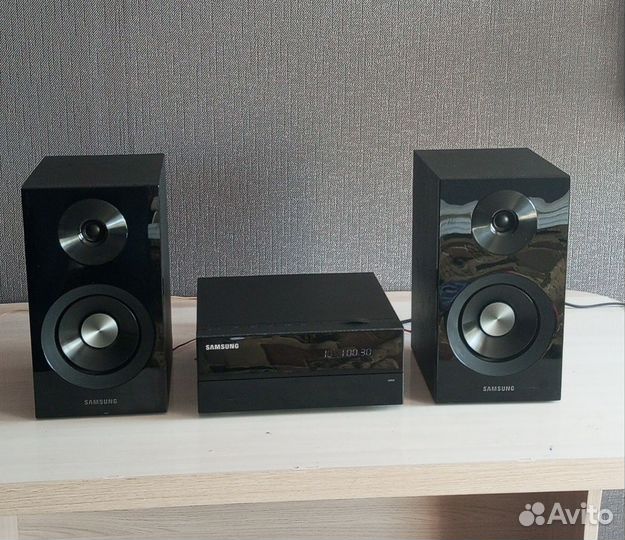 Музыкальный центр Samsung MM-D430D
