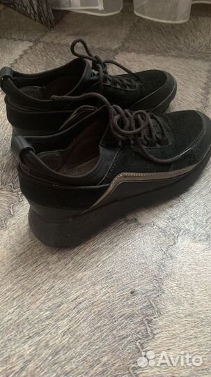 Ботинки женские 39