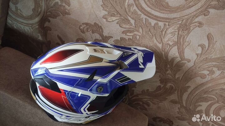 Мотошлем кроссовый