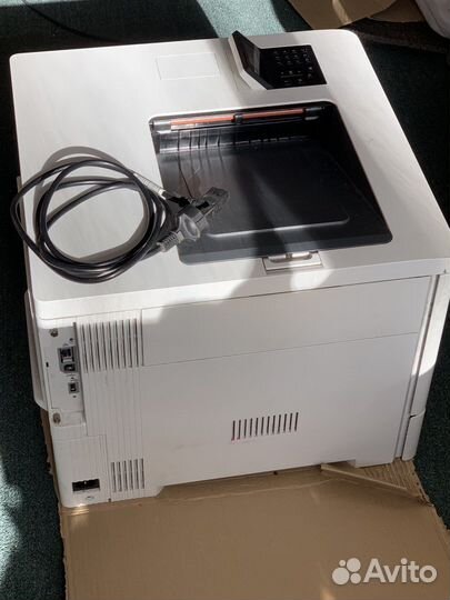 Лазерный принтер HP M552dn