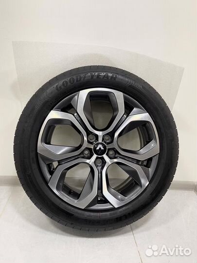 Новые Renault Kadjar, Arkana, Nokian 215/55 R18