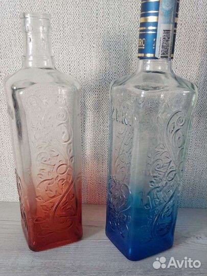 Красивые стеклянные бутылки 2шт