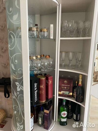 Стенка в гостиную белая бу