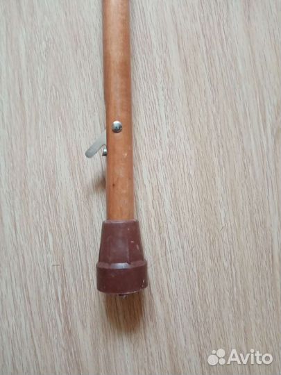 Трость для ходьбы деревянная