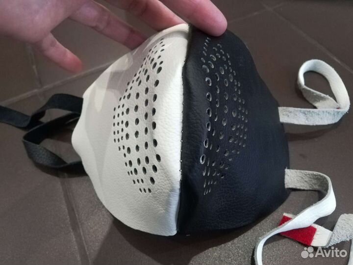 Маска кожаная бутафорская