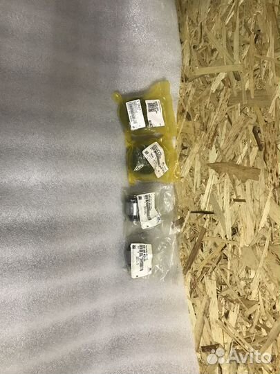 Саленблоки hyundai I-40; 54584 1J000 ; 55130 4D000