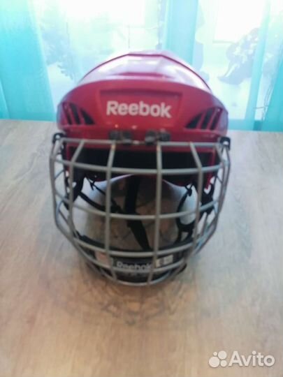 Хоккейный шлем reebok