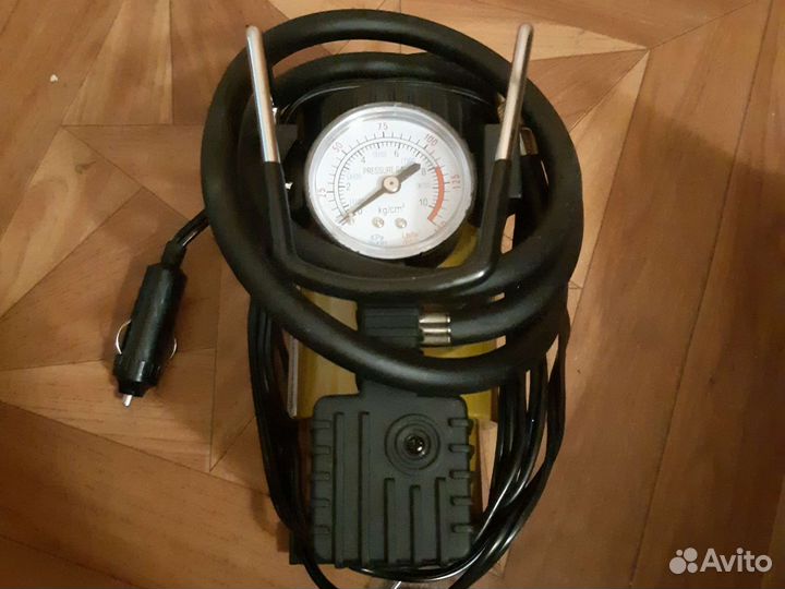 Компрессор автомобильный