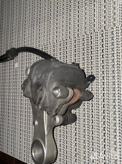 Задний суппорт в сборе Honda cbr 600 rr 2011г