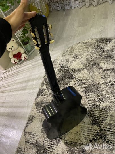 Гитара акустика