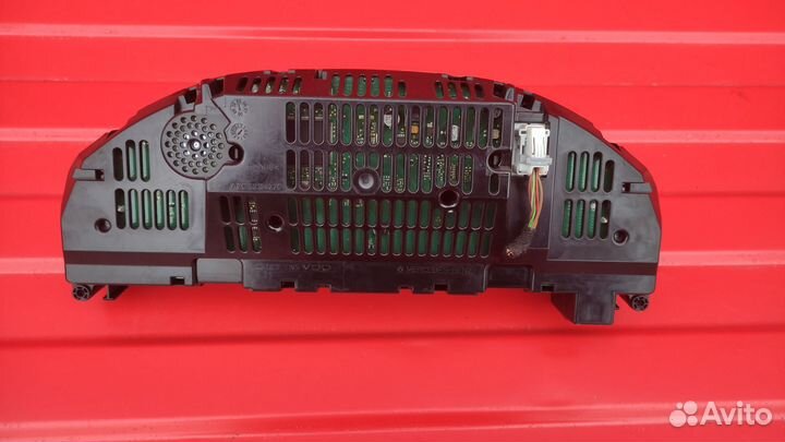 Приборная панель приборка Mercedes w204