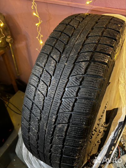 Triangle Snowlink PL02 215/65 R16 102T