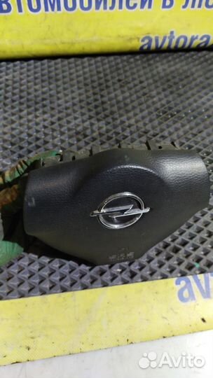 Подушка безопасности в рулевое колесо Opel Astra