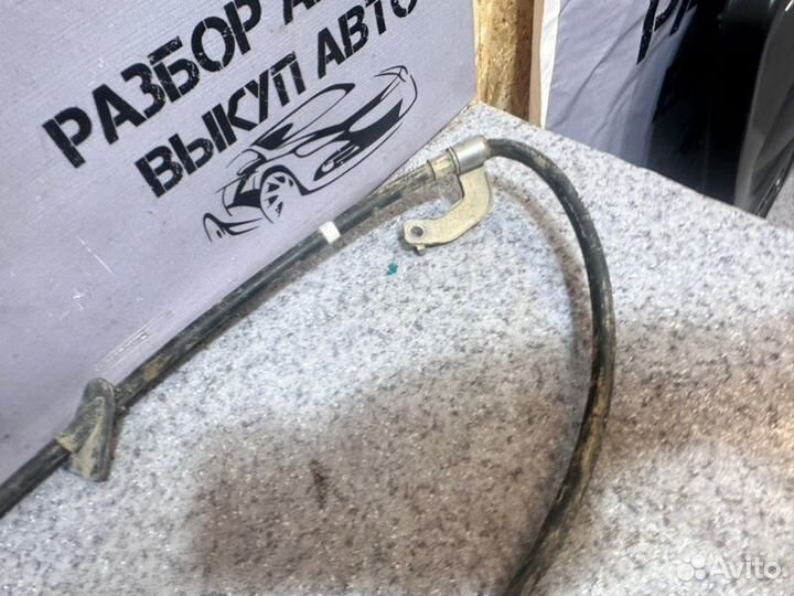 Тросик ручника правый Kia Ceed CD SW универсал 1.6