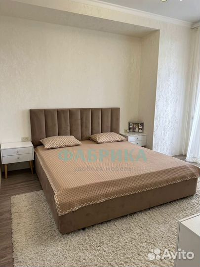 Кровать с матрасом