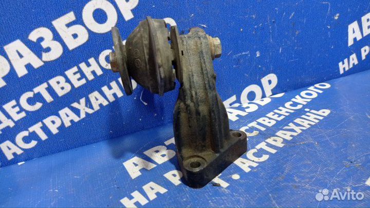 Кронштейн опоры двигателя Fiat Albea седан