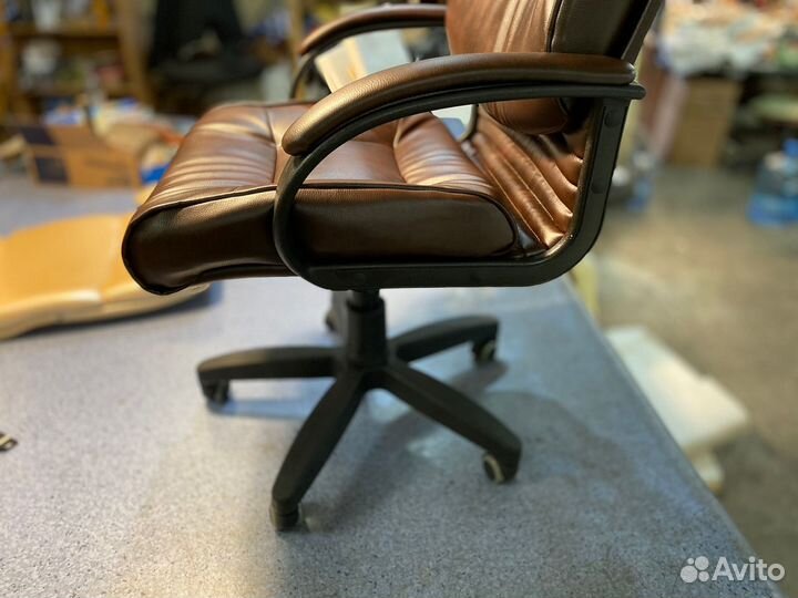 Компьютерное кресло