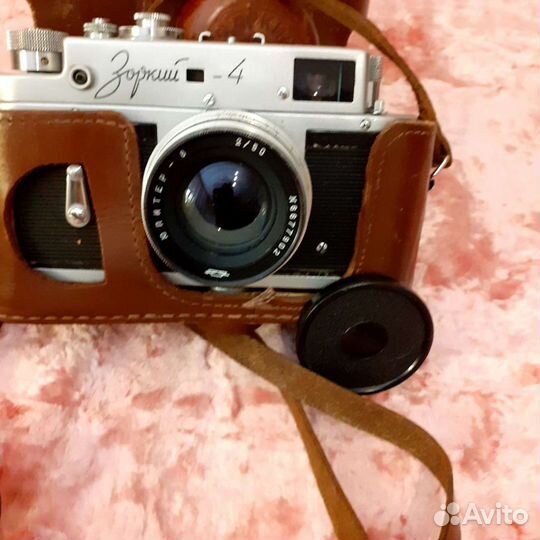 Пленочный фотоаппарат зенит