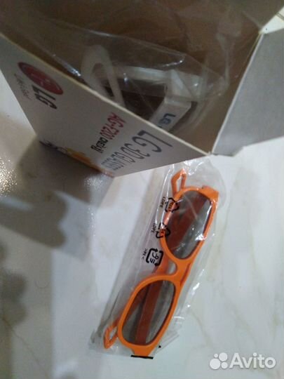 Новые очки LG AG-F200 Cinema 3D (набор из 2 очков)