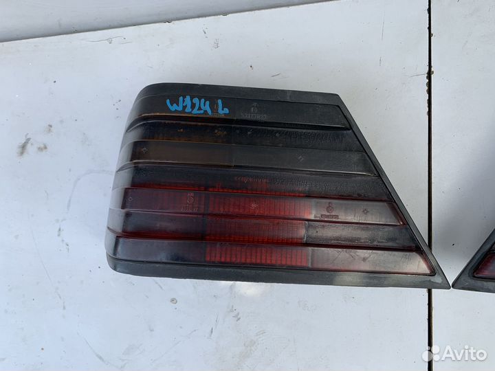Фонарь задний правый/левый MB W124