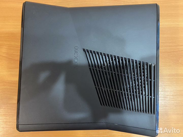 Xbox 360 slim прошитый freeboot