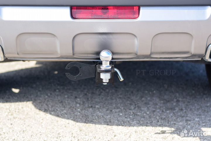 Фаркоп /съемный квадрат/ Geely Atlas с 2018