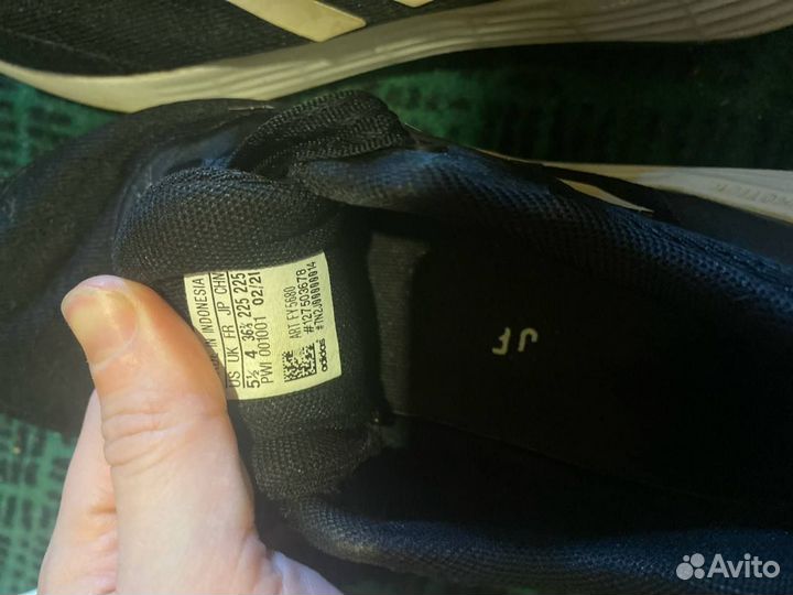 Кроссовки женские Adidas 36,5-37 размер