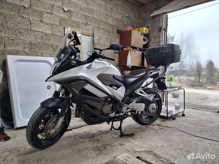 Honda vfr800x crossrunner