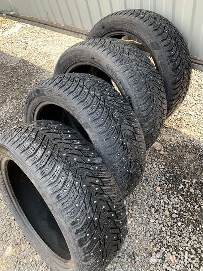 Nokian Tyres Hakkapeliitta 8 205/50 R17 93T