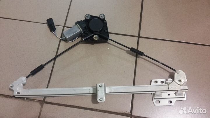 Электростеклоподъемник на Шевроле Нива