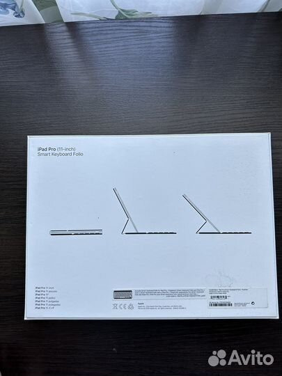 Apple smart keyboard folio 11