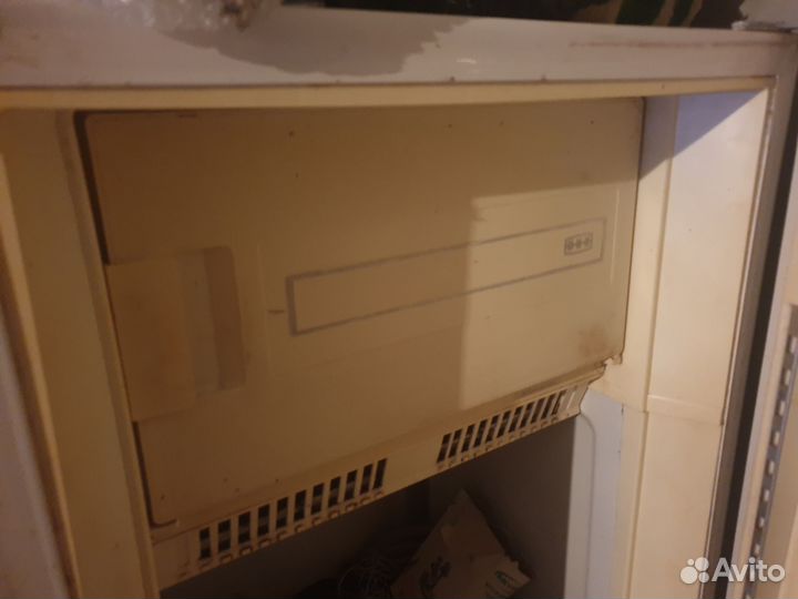 Холодильник на запчасти