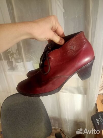 Ботинки женские 39 размер rieker