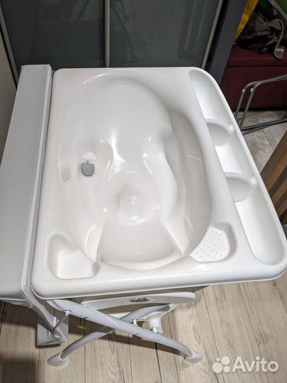 Складной пеленальный столик с ванночкой cam