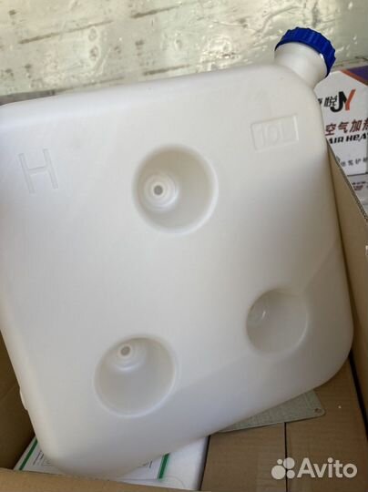 Топливный бак пластиковый для автономок